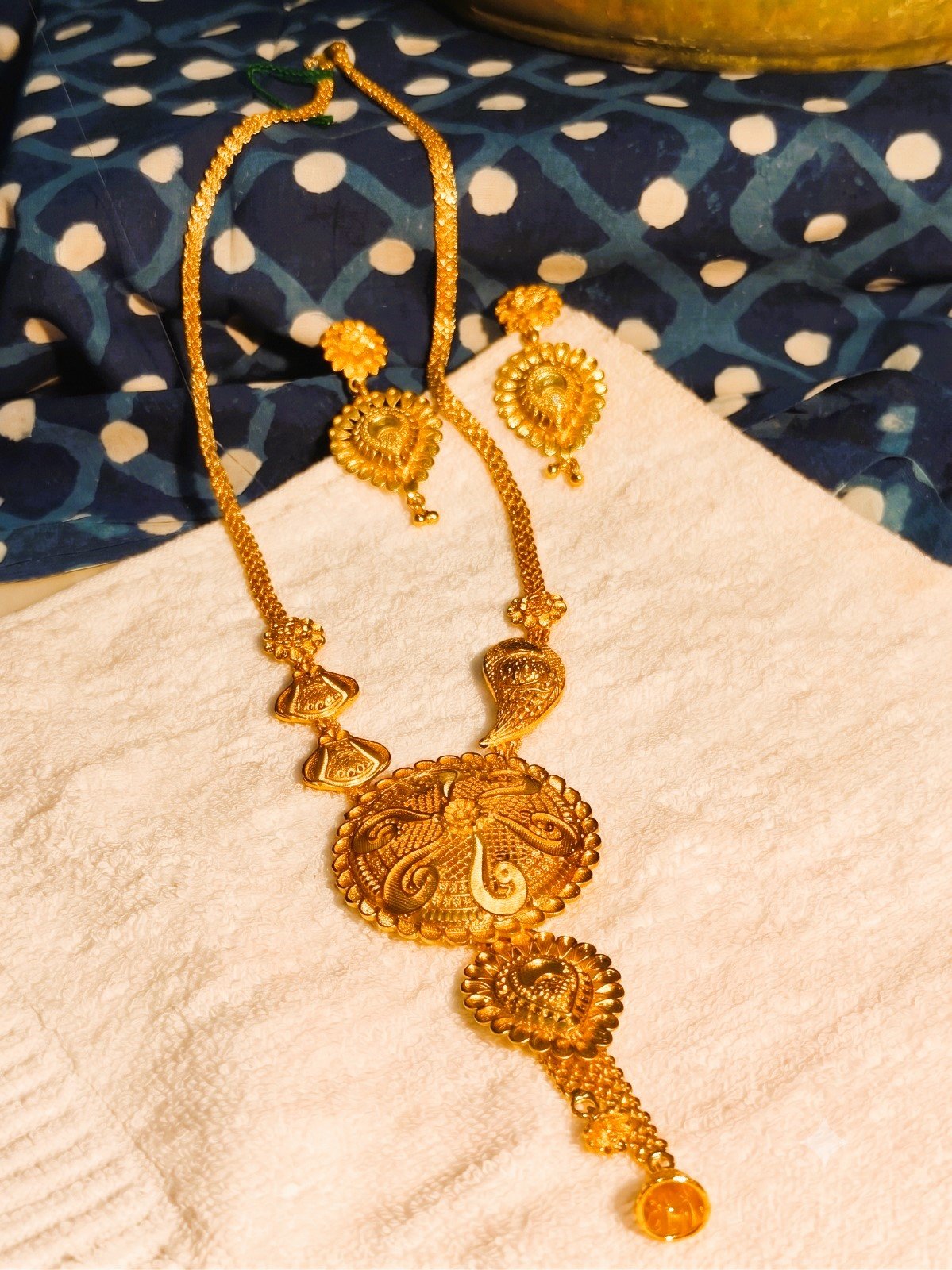 Zenvy Creation Premium 24KT Gold-Plated Mongalgiri Tie Chain with Earrings