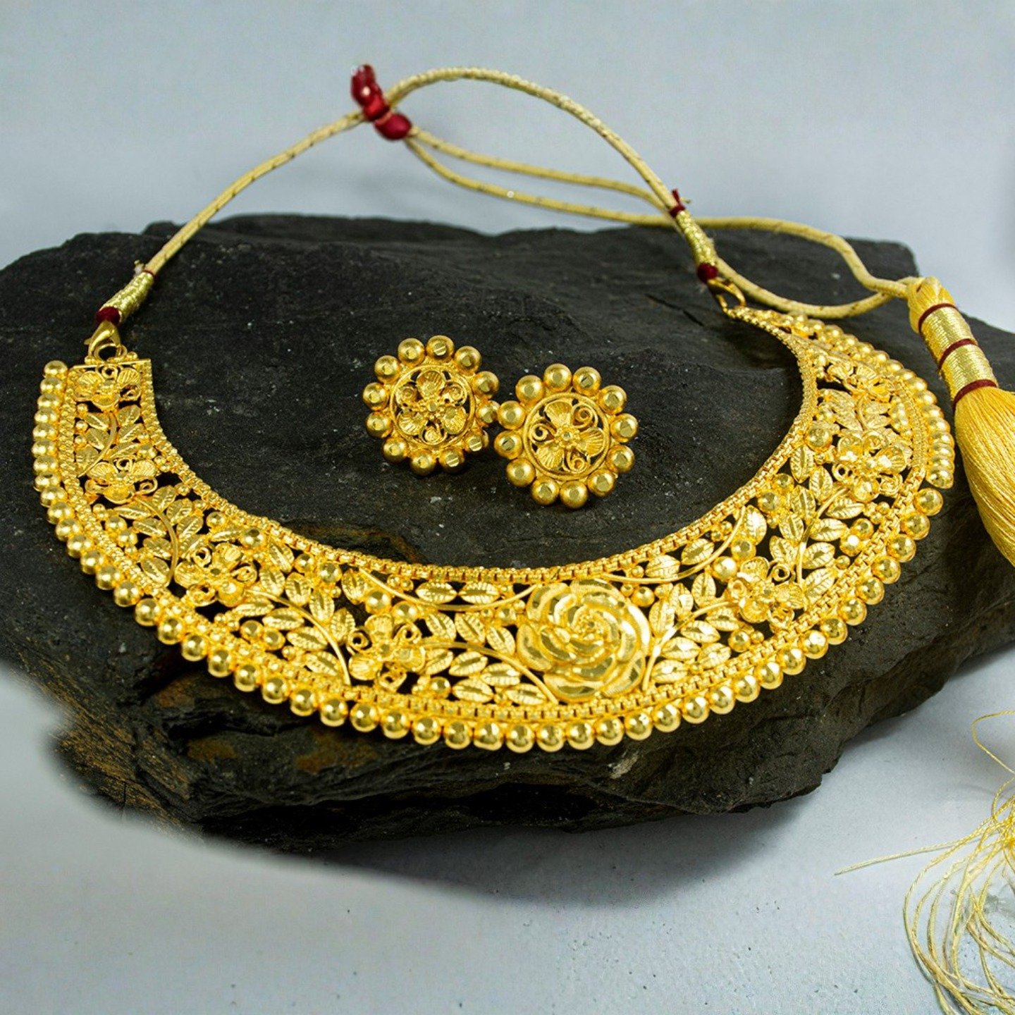 Zenvy Creation Premium 24KT Gold-Plated Rose Floral Choker Necklace - Image 3