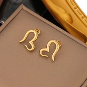 Gold-Plated Stainless Steel Anti-Tarnish Heart-Themed Stud Earrings